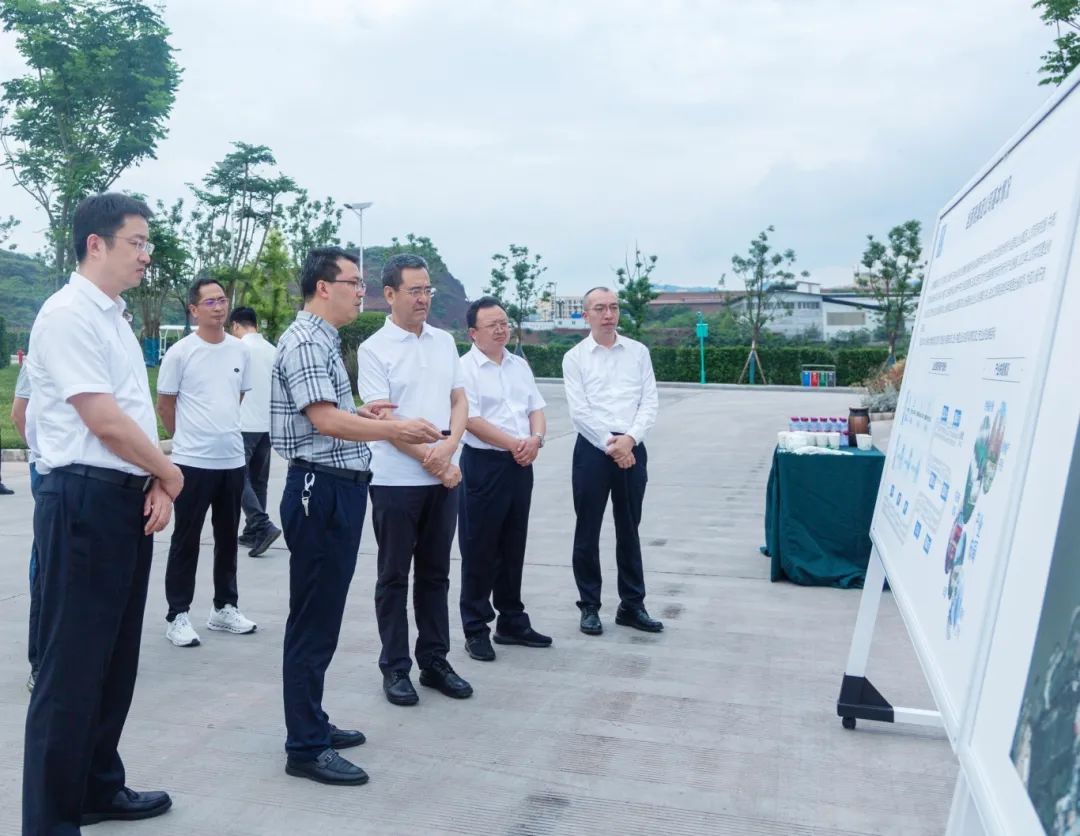 省国资委党委书记、主任冯文生赴宜宾调研国企改革深化提升行动工作并主持召开片区座谈会